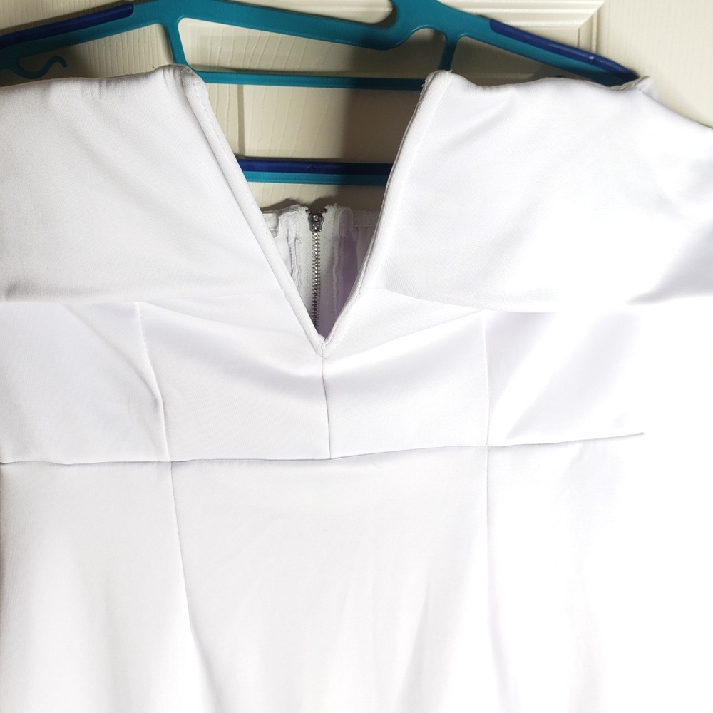 Dress - Picture 6 of 7